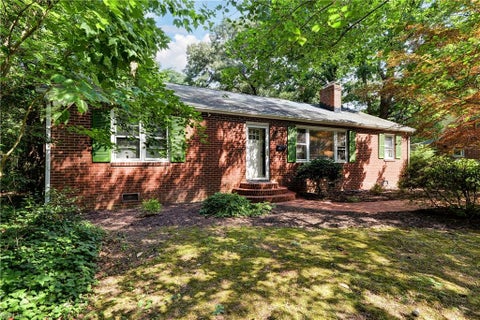 Photo of 268 James River Drive, Newport News, VA 23601 (MLS # 10643239)