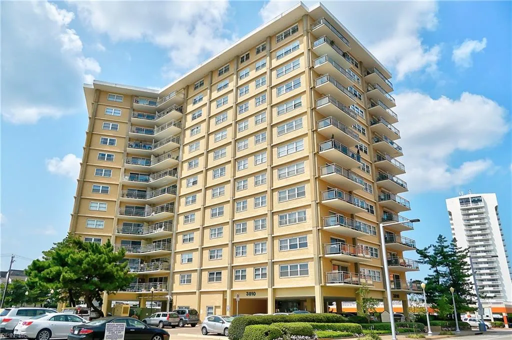 Virginia Beach, Virginia 23451, United States, 3 Bedrooms Bedrooms, ,3 BathroomsBathrooms,Residential,Pending,32502