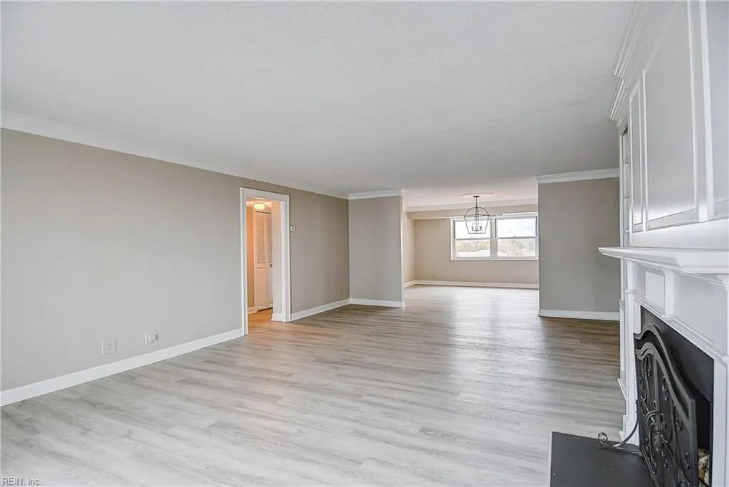 Virginia Beach, Virginia 23451, United States, 3 Bedrooms Bedrooms, ,3 BathroomsBathrooms,Residential,Pending,32502