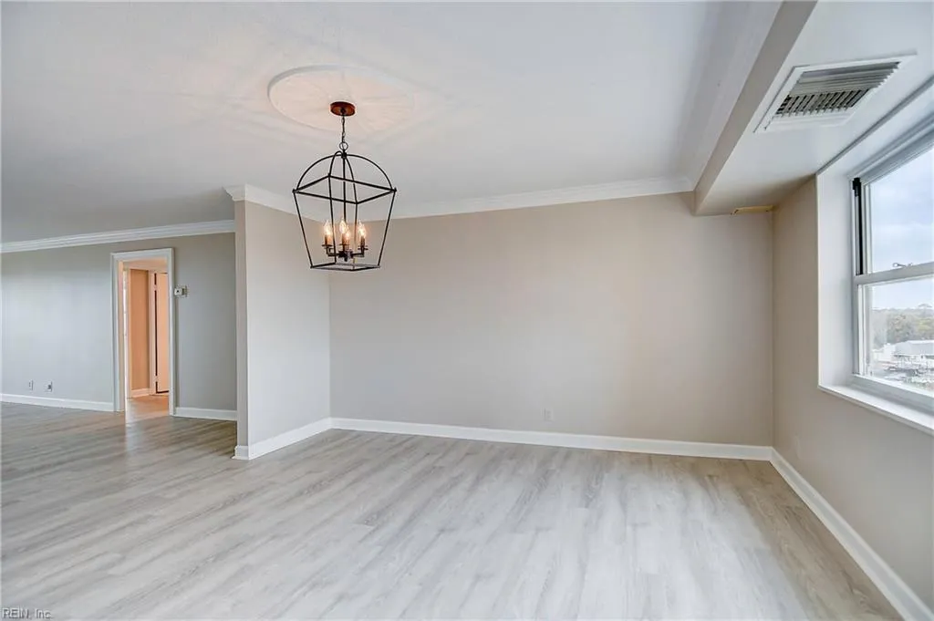 Virginia Beach, Virginia 23451, United States, 3 Bedrooms Bedrooms, ,3 BathroomsBathrooms,Residential,Pending,32502