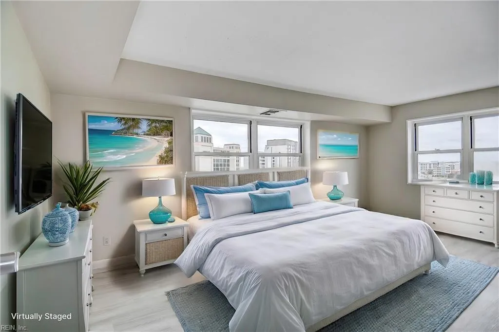 Virginia Beach, Virginia 23451, United States, 3 Bedrooms Bedrooms, ,3 BathroomsBathrooms,Residential,Pending,32502