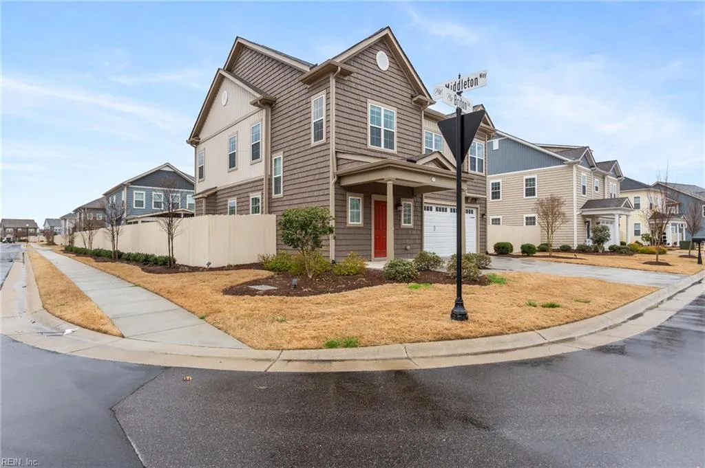 Chesapeake, Virginia 23322, United States, 4 Bedrooms Bedrooms, ,3 BathroomsBathrooms,Residential,Pending,120653