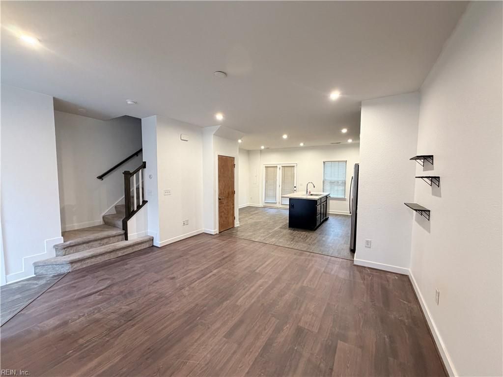 Photo of 221 Brittlebrush Drive, Portsmouth, VA 23701 (MLS # 10623607)