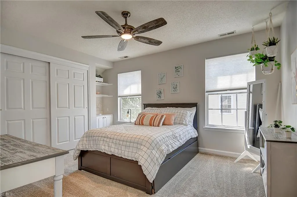 Virginia Beach, Virginia 23451, United States, 4 Bedrooms Bedrooms, ,2 BathroomsBathrooms,Residential,Active,141464