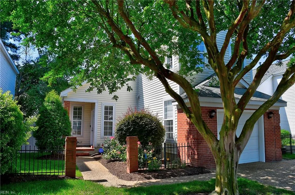 Virginia Beach, Virginia 23451, United States, 4 Bedrooms Bedrooms, ,2 BathroomsBathrooms,Residential,Active,141464