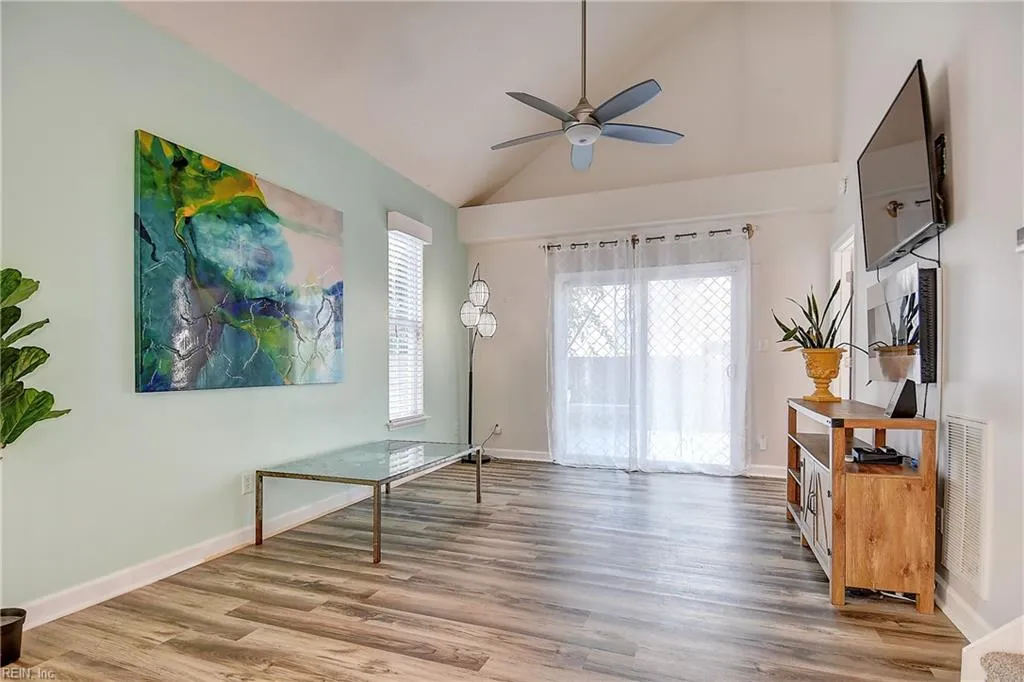 Virginia Beach, Virginia 23451, United States, 4 Bedrooms Bedrooms, ,2 BathroomsBathrooms,Residential,Active,141464