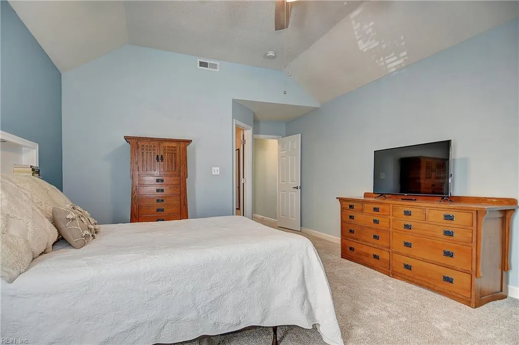 Virginia Beach, Virginia 23451, United States, 4 Bedrooms Bedrooms, ,2 BathroomsBathrooms,Residential,Active,141464