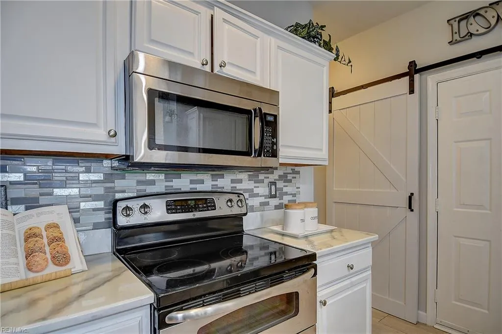 Virginia Beach, Virginia 23451, United States, 4 Bedrooms Bedrooms, ,2 BathroomsBathrooms,Residential,Active,141464