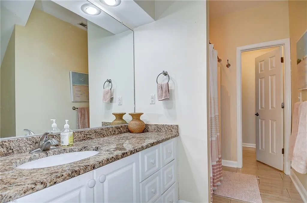 Virginia Beach, Virginia 23451, United States, 4 Bedrooms Bedrooms, ,2 BathroomsBathrooms,Residential,Active,141464