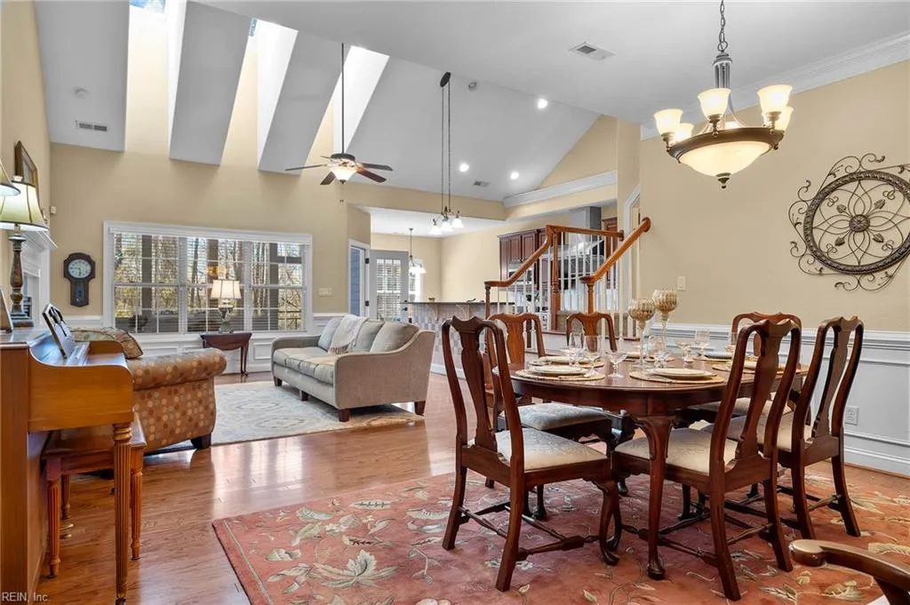 Chesapeake, Virginia 23320, United States, 3 Bedrooms Bedrooms, ,3 BathroomsBathrooms,Residential,Active,97829