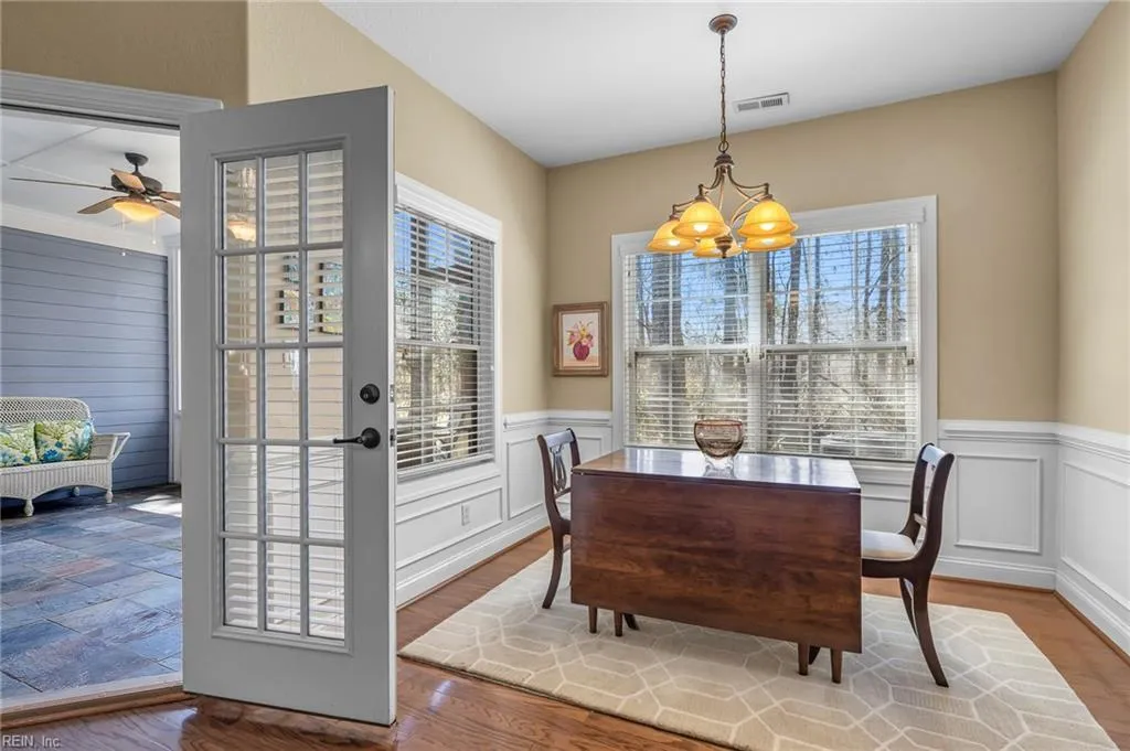 Chesapeake, Virginia 23320, United States, 3 Bedrooms Bedrooms, ,3 BathroomsBathrooms,Residential,Active,97829