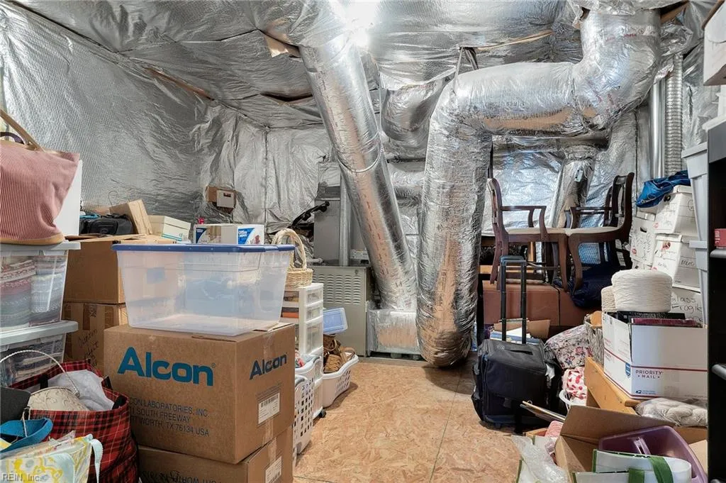 Chesapeake, Virginia 23320, United States, 3 Bedrooms Bedrooms, ,3 BathroomsBathrooms,Residential,Active,97829