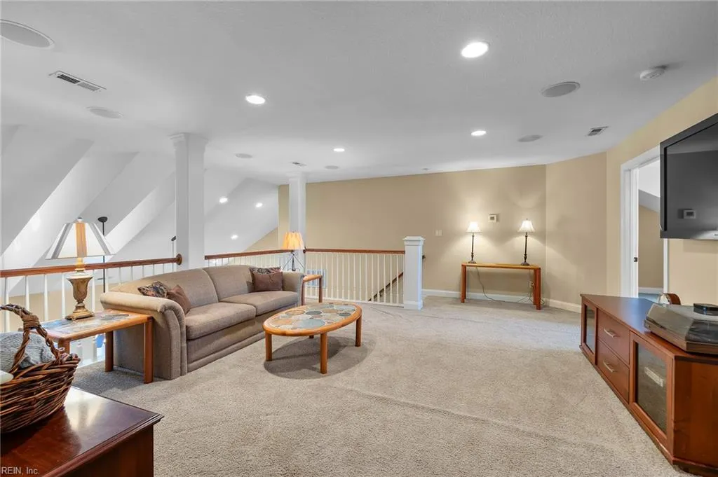 Chesapeake, Virginia 23320, United States, 3 Bedrooms Bedrooms, ,3 BathroomsBathrooms,Residential,Active,97829