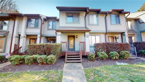 Photo of 367 Bridgewater Drive, Newport News, VA 23603 (MLS # 10616630)