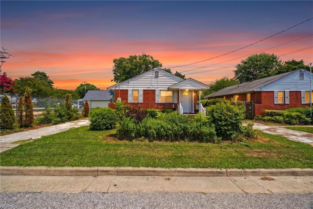 207 E Sewell Avenue, Hampton, VA, 23663