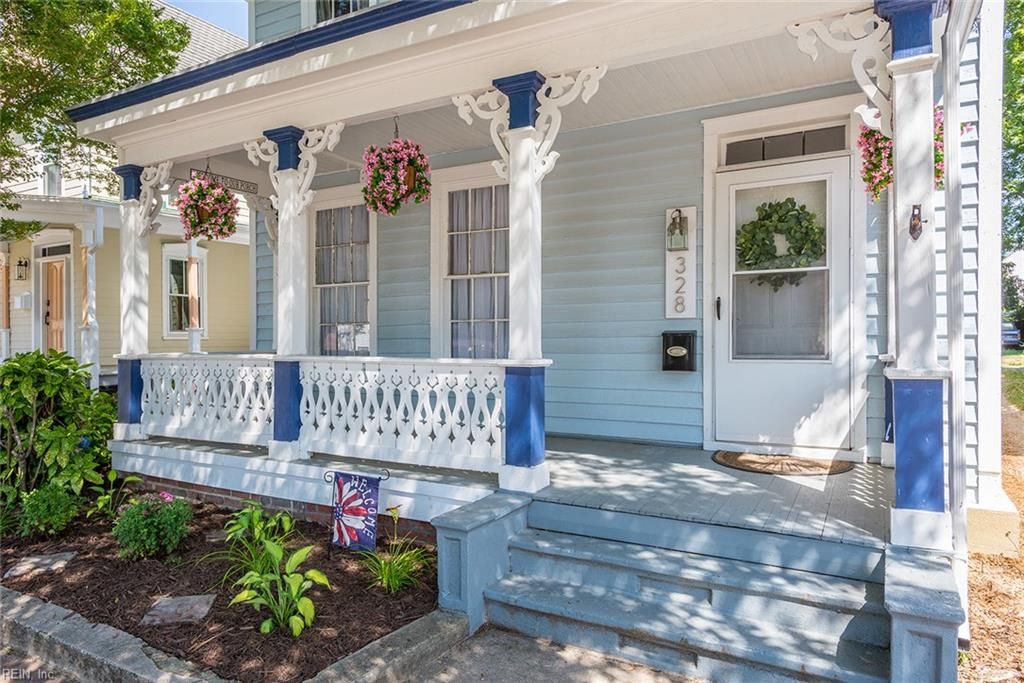 Photo of 328 Main Street, Smithfield, VA 23430 (MLS # 10614357)