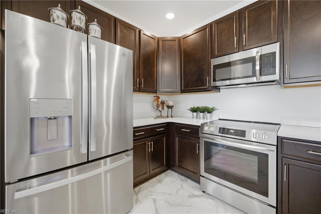 Photo of 1732 Dromolin Drive #204, Virginia Beach, VA 23456 (MLS # 10636008)