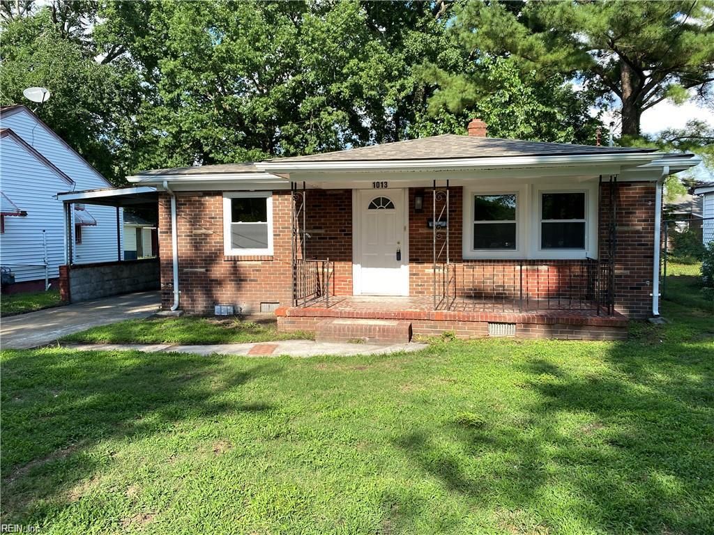 Photo of 1013 Cambridge Avenue, Portsmouth, VA 23707 (MLS # 10618896)