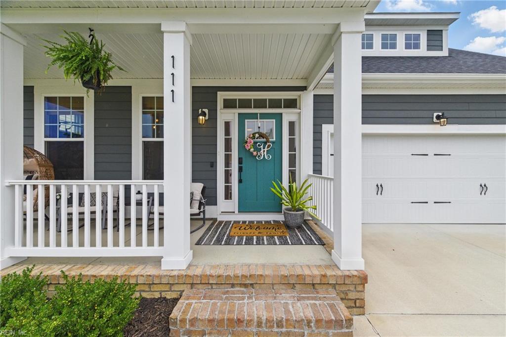 111 Brookside LN