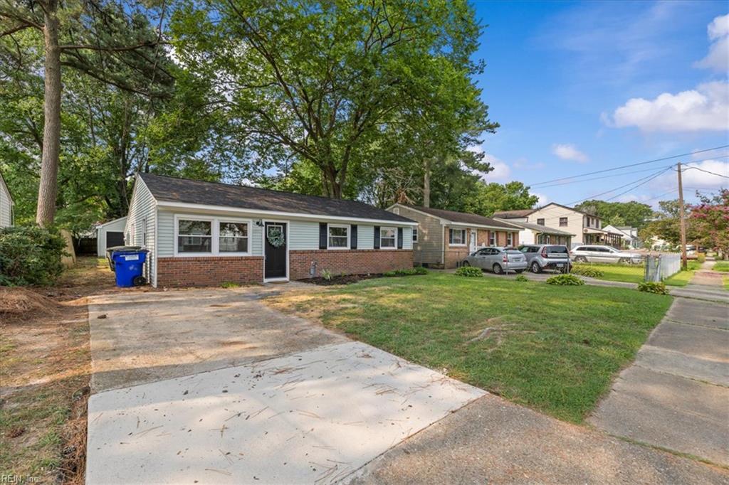 Photo of 6533 Cabot Avenue, Norfolk, VA 23502 (MLS # 10644089)
