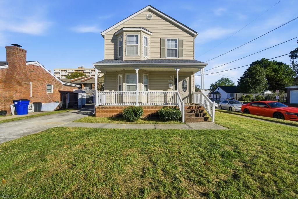 Photo of 2320 Myrtle Avenue, Norfolk, VA 23504 (MLS # 10607630)