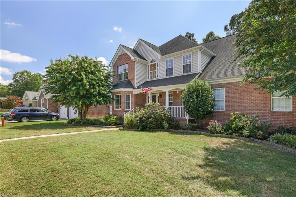 Photo of 909 SYDENHAM Boulevard, Chesapeake, VA 23322 (MLS # 10650902)