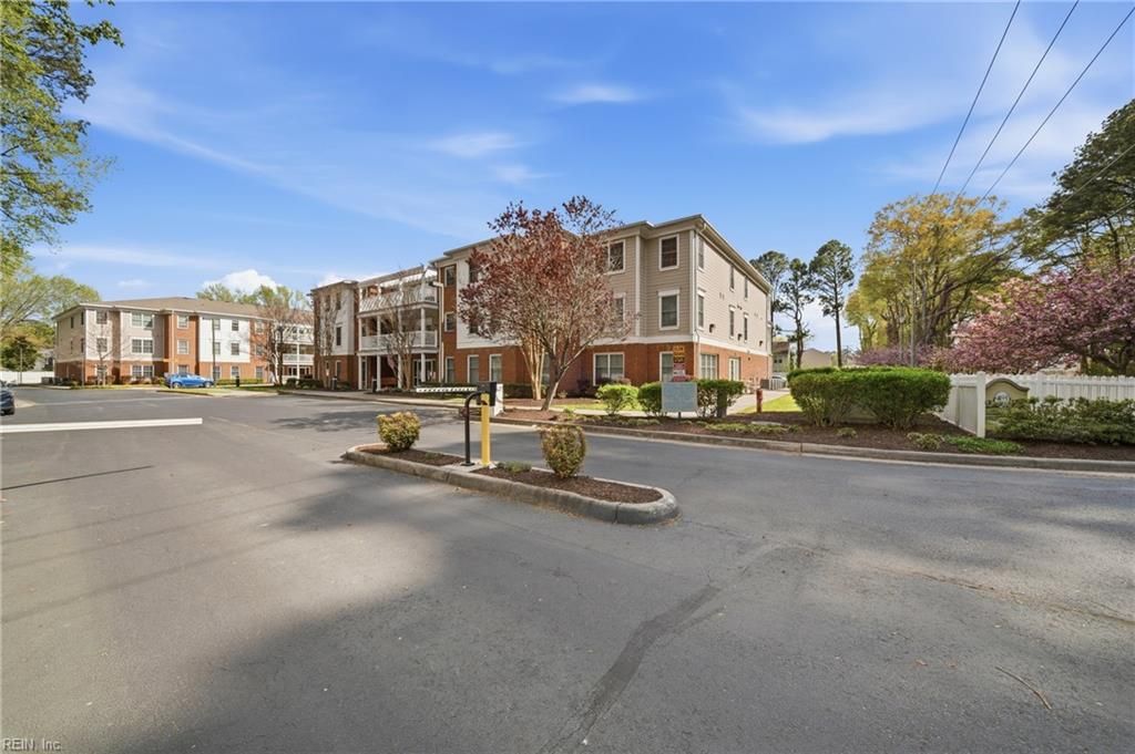 Photo of 500 Judah Way #123, Chesapeake, VA 23320 (MLS # 10628105)