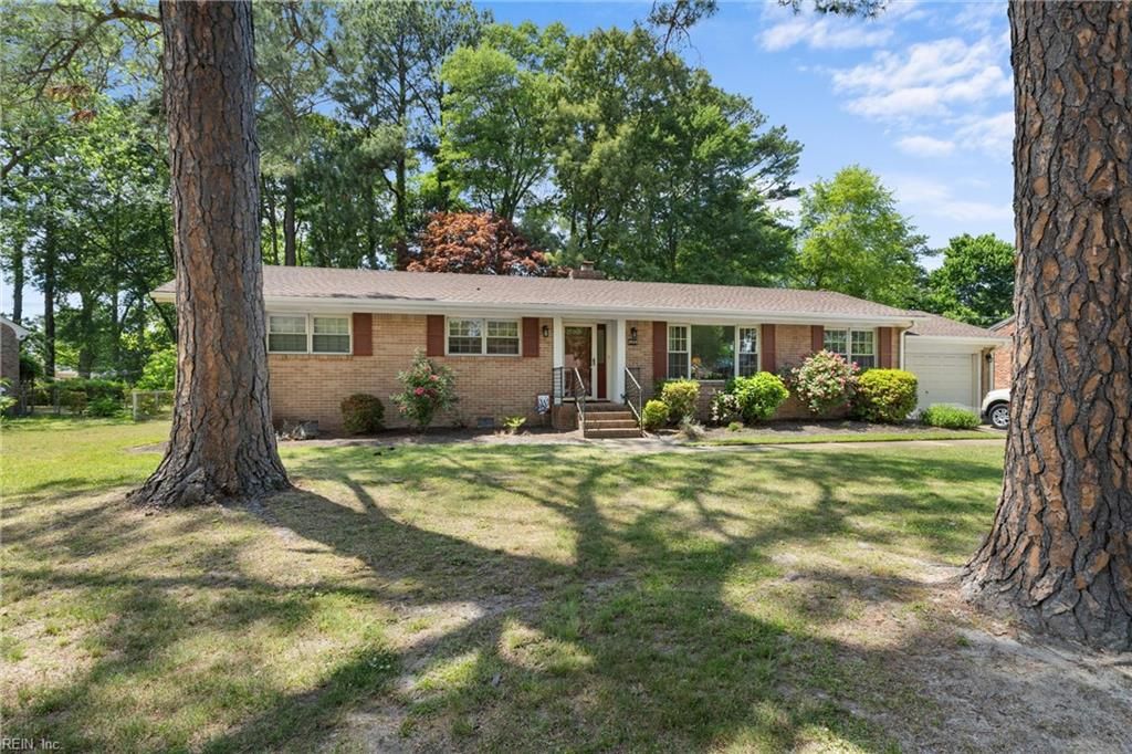 Photo of 3520 Shelton Rd RD, Portsmouth, VA 23703 (MLS # 10636164)