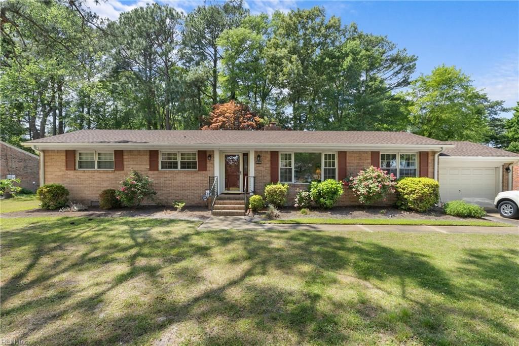 Photo of 3520 Shelton Rd RD, Portsmouth, VA 23703 (MLS # 10636164)