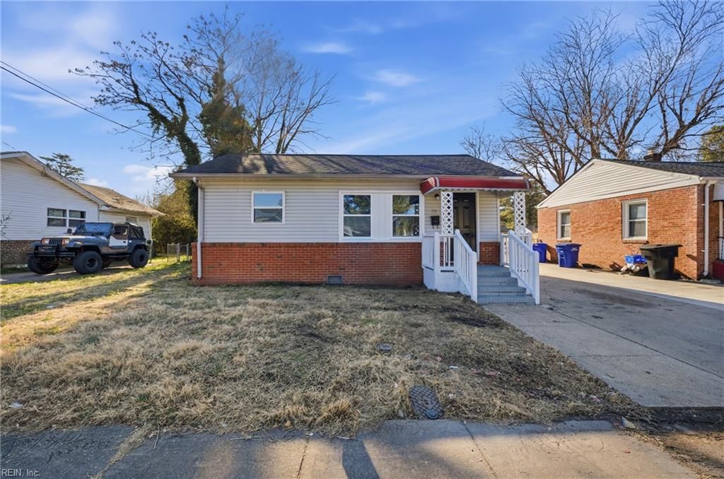 Photo of 20 Neville Street, Portsmouth, VA 23701 (MLS # 10619303)