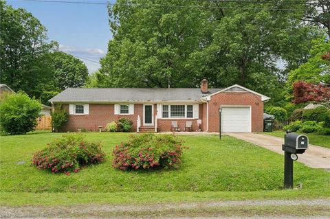 1815 Meadowview DR Yorktown VA 23693