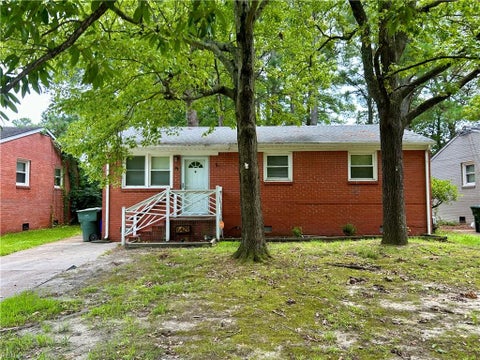 Photo of 6429 Tuttle Avenue, Norfolk, VA 23502 (MLS # 10658167)