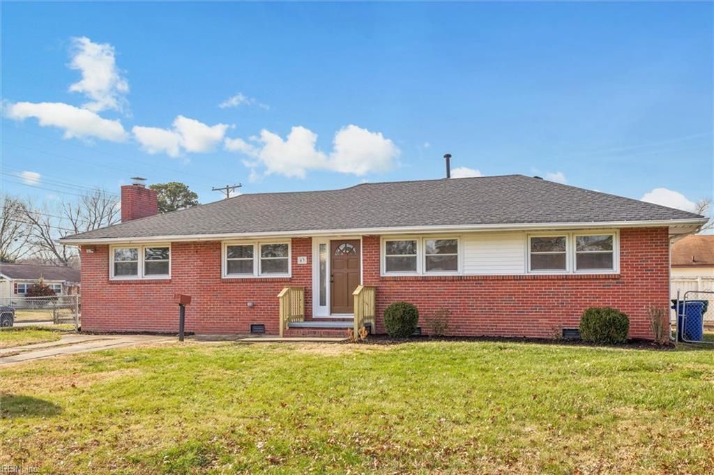 Photo of 43 Ferguson Lane, Newport News, VA 23601 (MLS # 10613863)