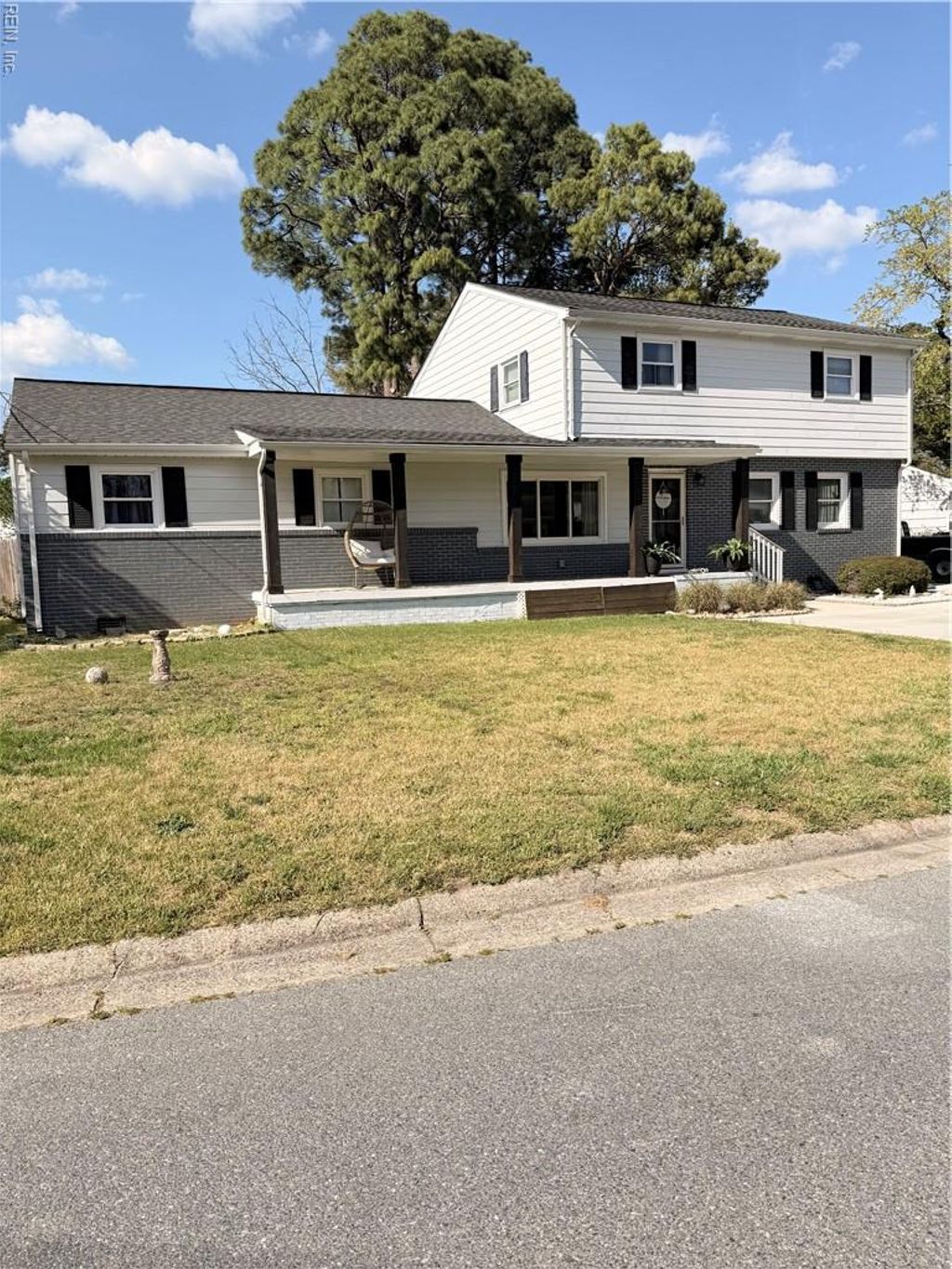 Photo of 421 Plummer Drive, Chesapeake, VA 23323 (MLS # 10630272)