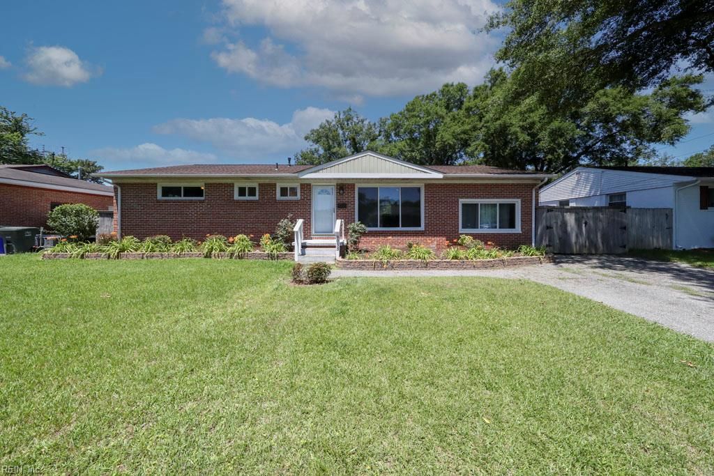 Photo of 8033 Tarpon Place, Norfolk, VA 23518 (MLS # 10637205)
