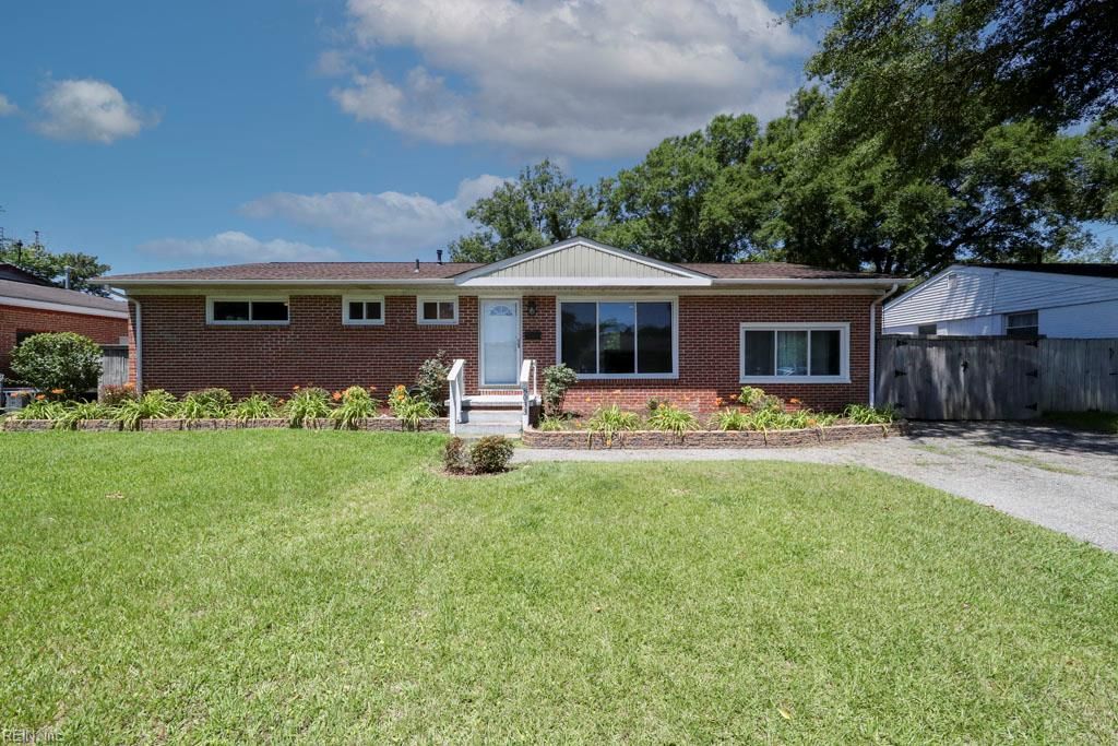 Photo of 8033 Tarpon Place, Norfolk, VA 23518 (MLS # 10637205)