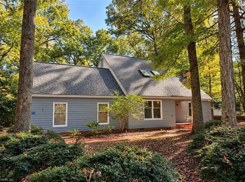 163 Devon Road