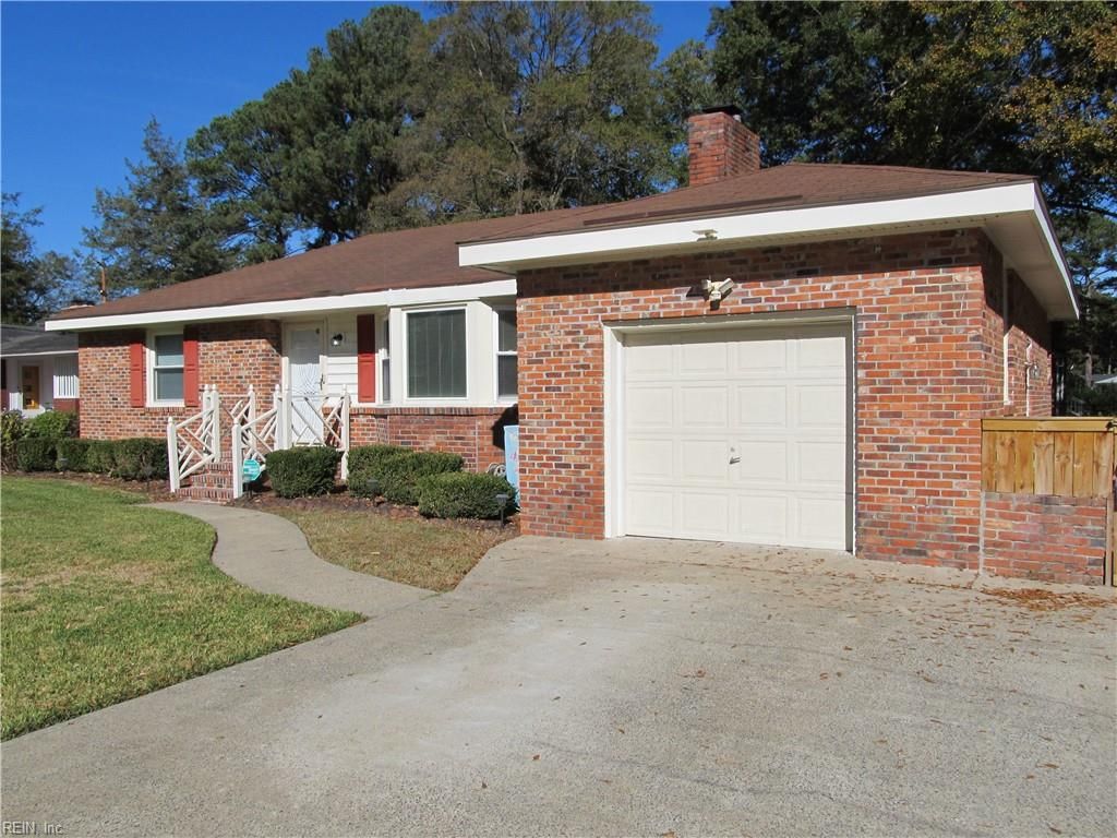 Photo of 4955 Briarwood Lane, Portsmouth, VA 23703 (MLS # 10608063)