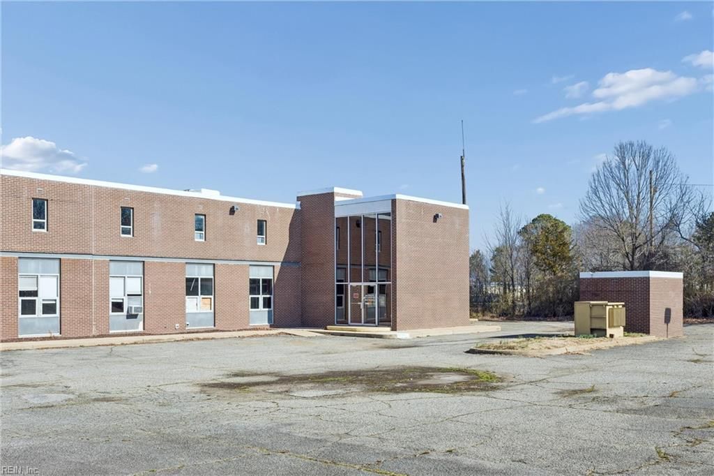 Photo of 9302 Warwick Boulevard, Newport News, VA 23601 (MLS # 10624895)