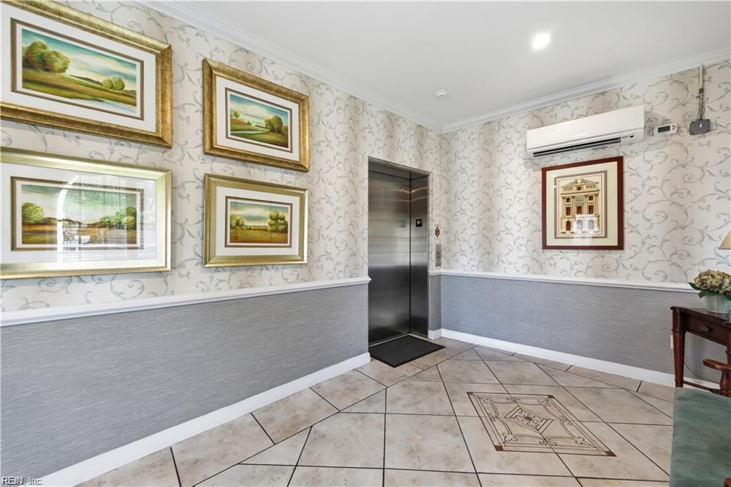 Photo of 450 W Princess Anne Road #208, Norfolk, VA 23517 (MLS # 10614887)