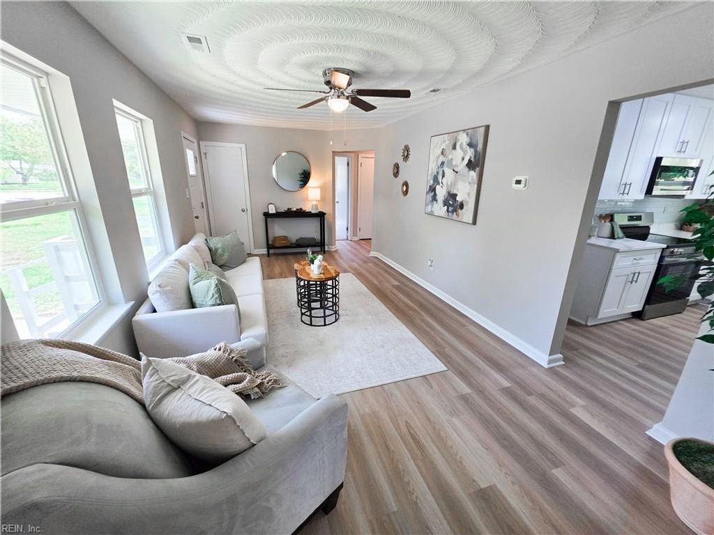 Photo of 303 Bunche Boulevard, Portsmouth, VA 23701 (MLS # 10629154)