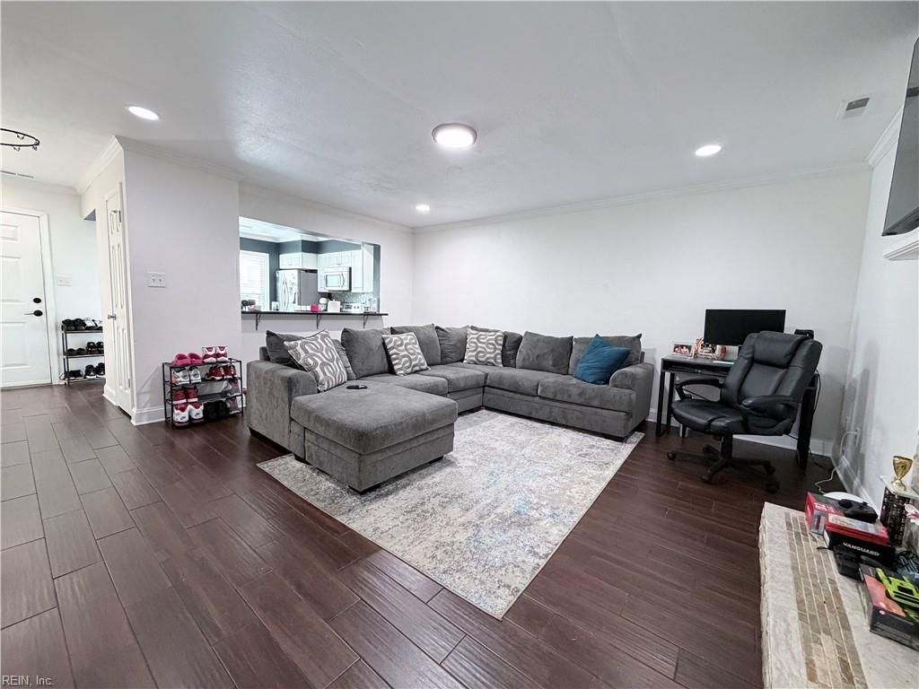 Photo of 1528 Jameson Drive, Virginia Beach, VA 23464 (MLS # 10631658)