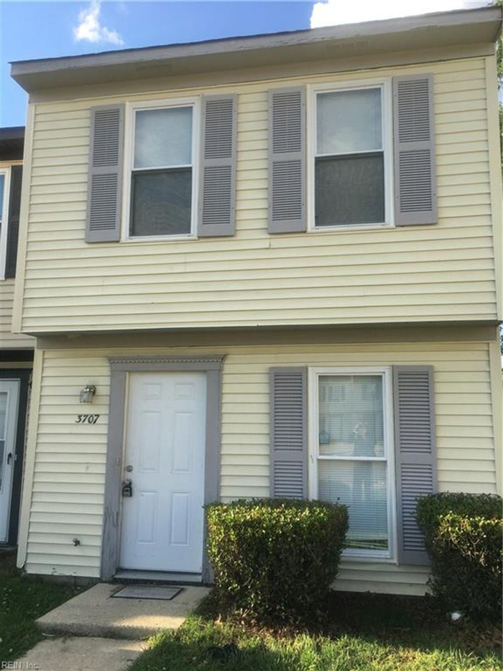 Photo of 3707 Sugar Creek Lane, Portsmouth, VA 23703 (MLS # 10627526)