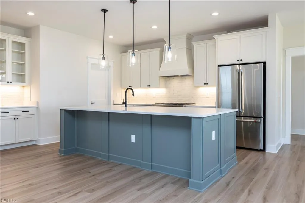 Suffolk, Virginia 23433, United States, 5 Bedrooms Bedrooms, ,5 BathroomsBathrooms,Residential,Active,139668