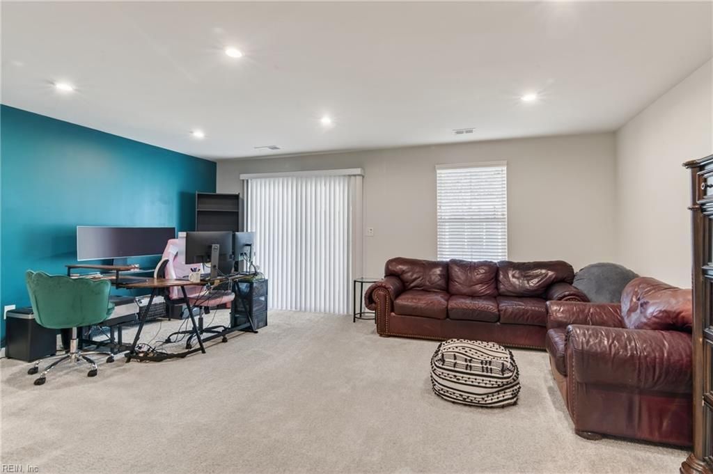 Photo of 4336 Whitfield Ln Ln, Chesapeake, VA 23324 (MLS # 10631538)