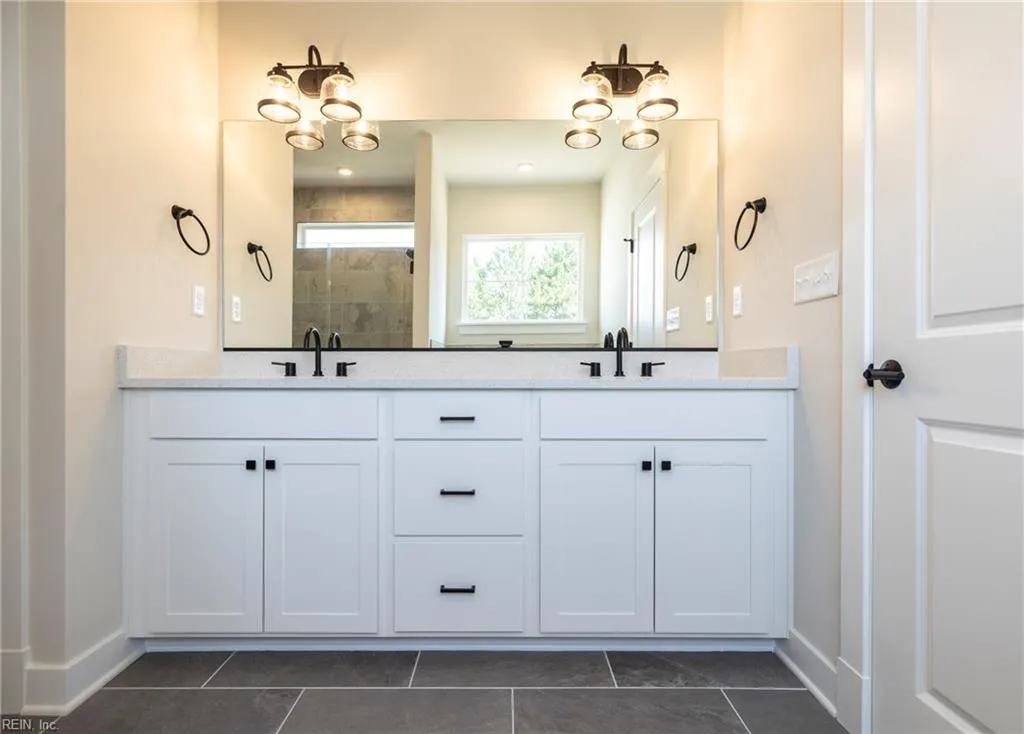 Suffolk, Virginia 23434, United States, 4 Bedrooms Bedrooms, ,3 BathroomsBathrooms,Residential,Active,250468