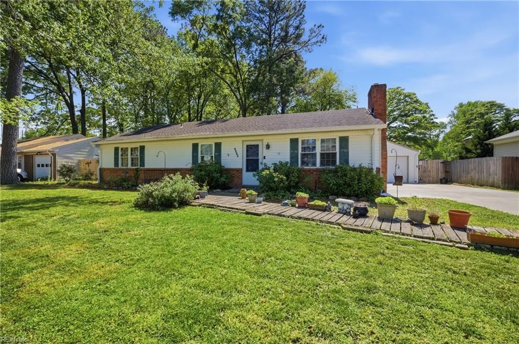 Photo of 1549 Forest Cove Drive, Chesapeake, VA 23323 (MLS # 10630286)