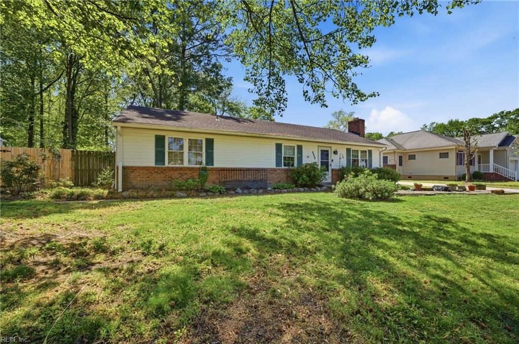Photo of 1549 Forest Cove Drive, Chesapeake, VA 23323 (MLS # 10630286)