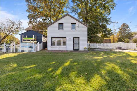Photo of 1628 Bradford Terrace, Portsmouth, VA 23704 (MLS # 10649592)