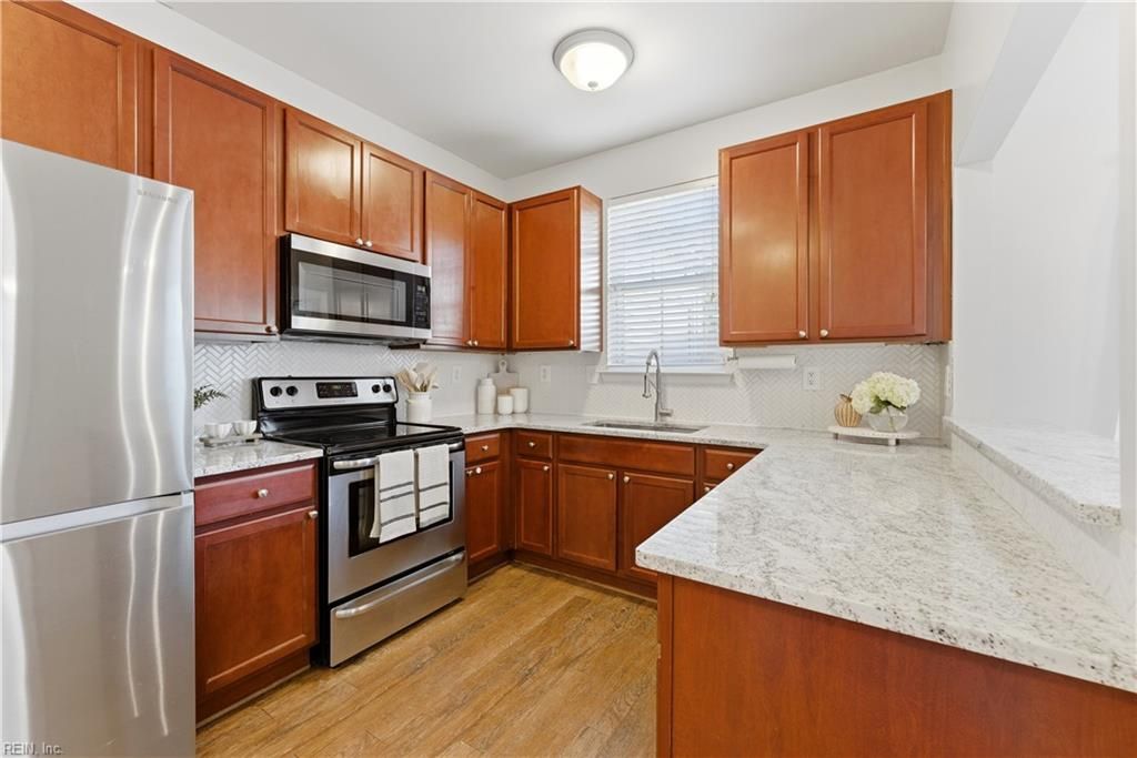 Photo of 538 Hadleybrook Drive, Chesapeake, VA 23320 (MLS # 10617345)